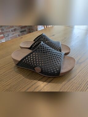 Fitflop Women's Jelly Wedge Slides, Sz. 6.5